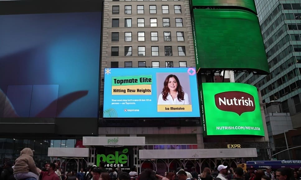 Iza montalvo Times Square